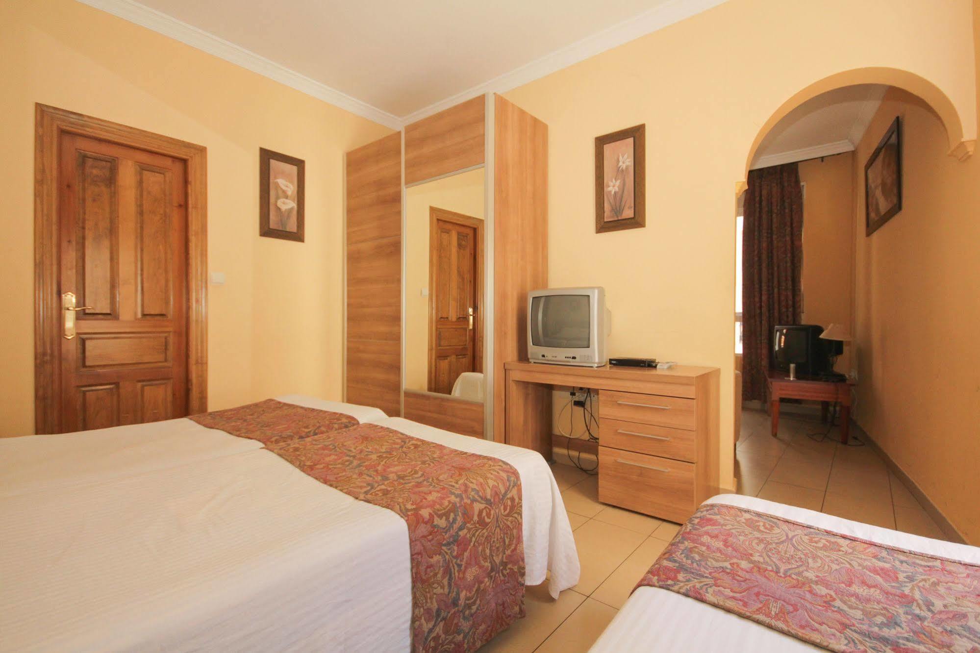 Hostal Costa Azul Grenade Extérieur photo