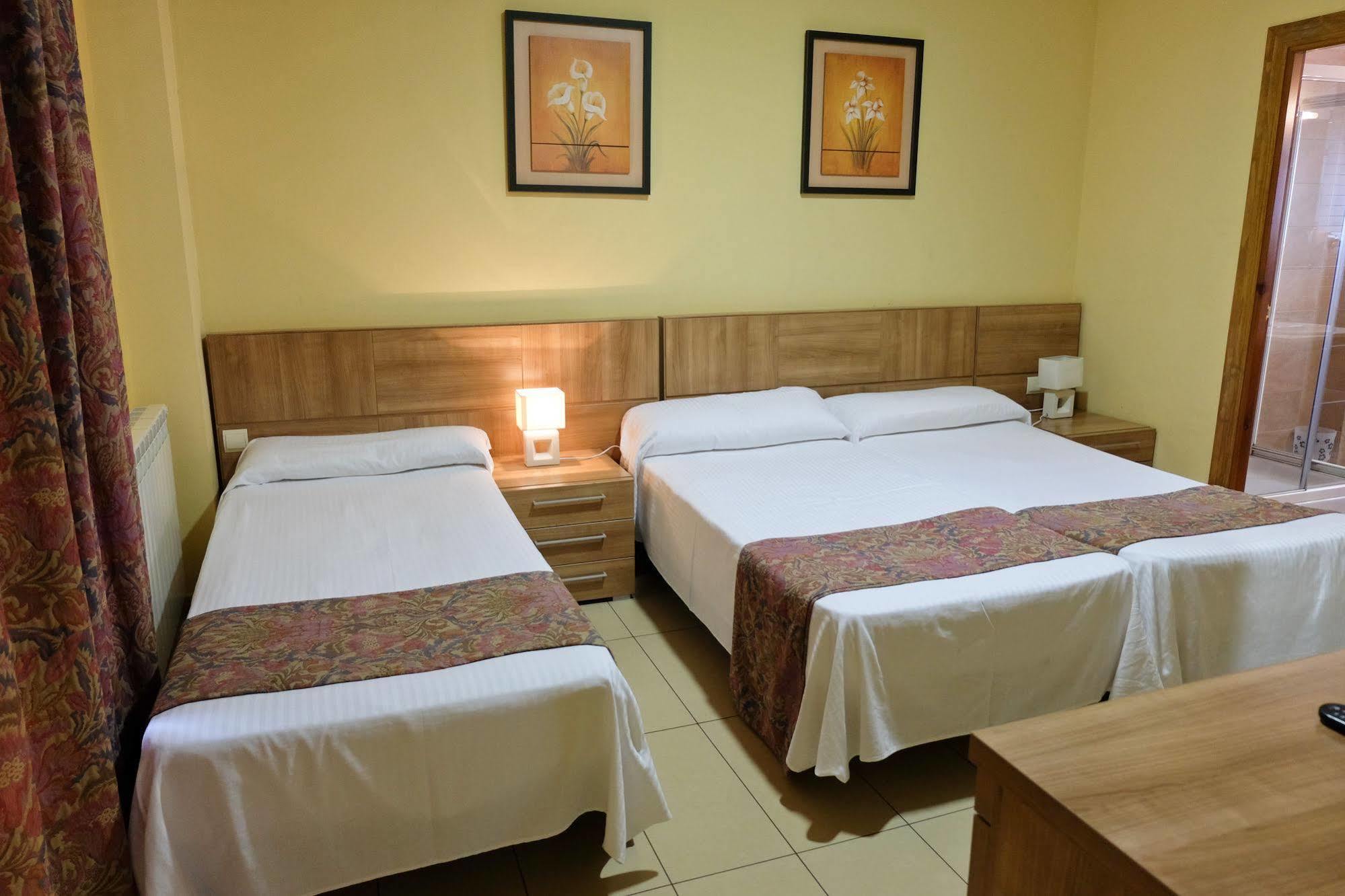 Hostal Costa Azul Grenade Extérieur photo